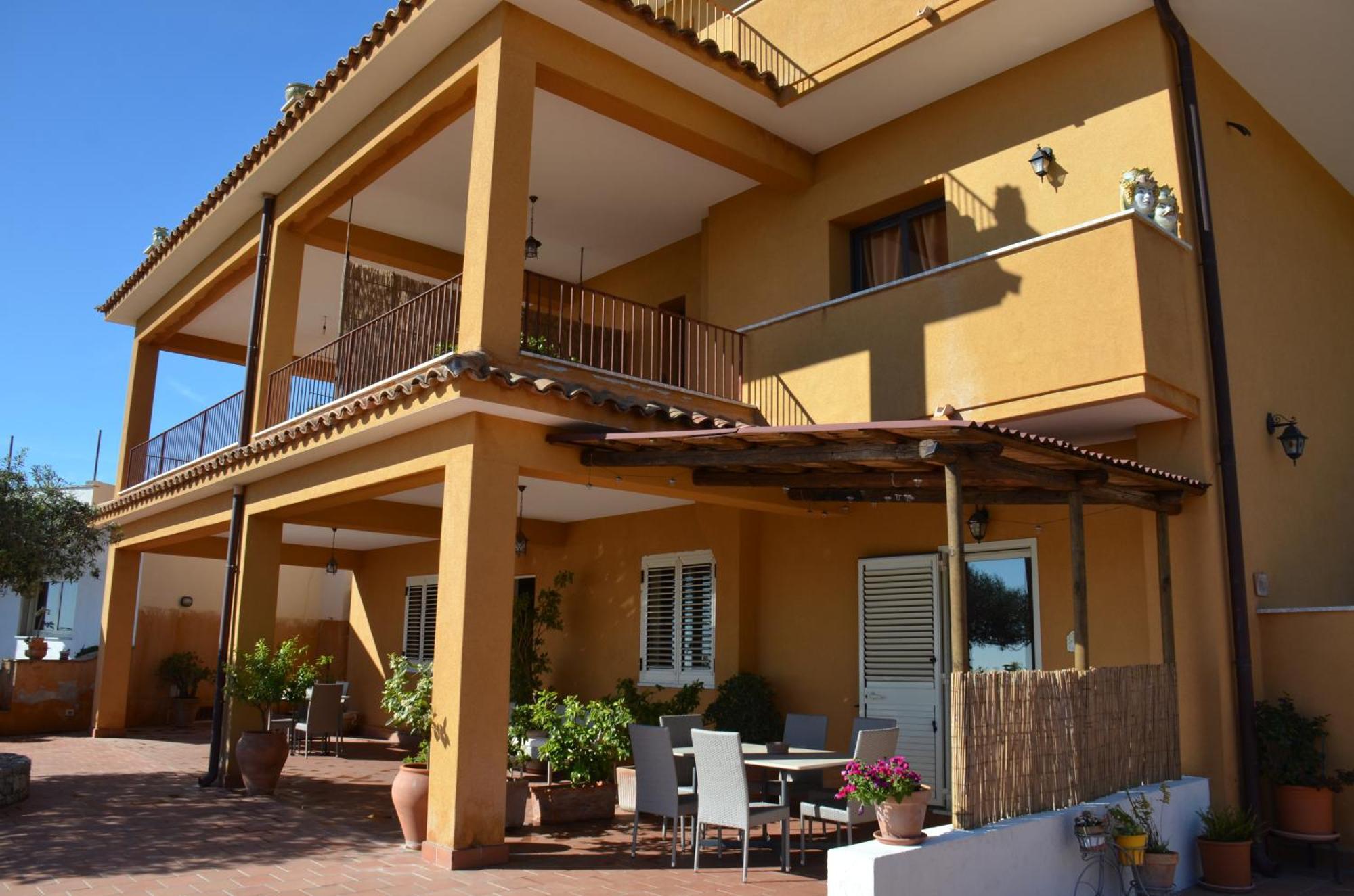 The Lemon Tree Apartment Taormina Exterior photo