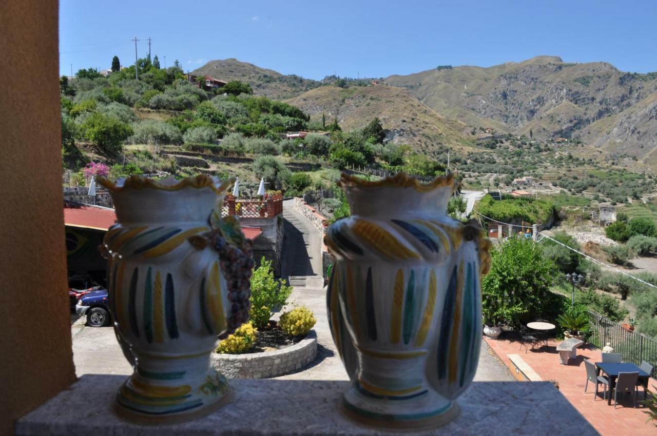 The Lemon Tree Apartment Taormina Exterior photo