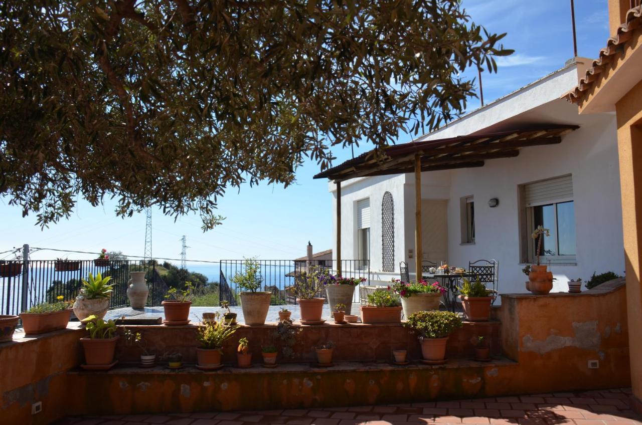 The Lemon Tree Apartment Taormina Exterior photo